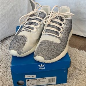 Brand new Adidas sneaker (display model) size 7